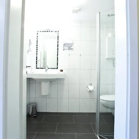 Sonnen Hotel-Garni Hotel 3*