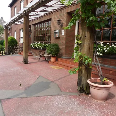 Sonnen Hotel-Garni 3*