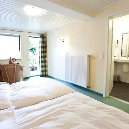 Sonnen Hotel-Garni 3*